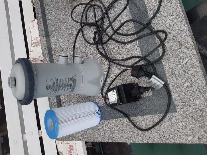 zwembad pomp intex krystal clear zgan, Tuin en Terras, Zwembad-toebehoren, Zo goed als nieuw, Zwembadpomp, Ophalen