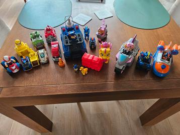 Grote set PAW Patrol speelgoed beschikbaar voor biedingen