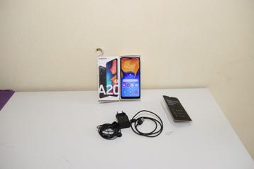 Samsung A20e met doos, lader en sleuteltje beschikbaar voor biedingen