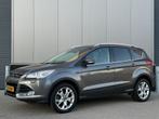 Ford Kuga 1.6 Titanium plus 4x4 - Automaat - Pano - Cruise, Auto's, Ford, Zwart, Leder, Bedrijf, Vierwielaandrijving