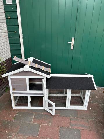 Konijnenhok beschikbaar voor biedingen
