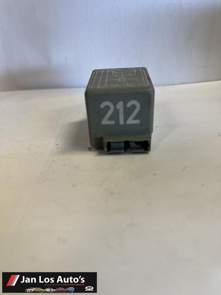 Brandstofpomp relais 212 Audi 443951253E, Auto-onderdelen, Elektronica en Kabels, Gebruikt, Ophalen of Verzenden