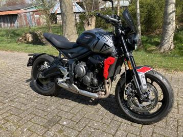 TRIUMPH TRIDENT 660 (bj 2021) als nieuw beschikbaar voor biedingen