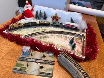 KERSTTREINTJE beschikbaar voor biedingen