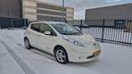 Nissan Leaf Acenta + comfortpakket 2014 Wit 24 kwh, Auto's, Stoelverwarming, Stof, Wit, Origineel Nederlands