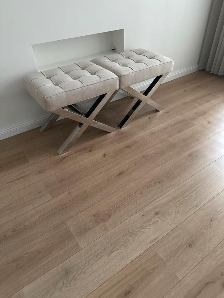 Eichholtz Stoelen/ Poef - nette staat, Huis en Inrichting, Stoelen, Zo goed als nieuw, Twee, Stof, Overige kleuren, Ophalen of Verzenden