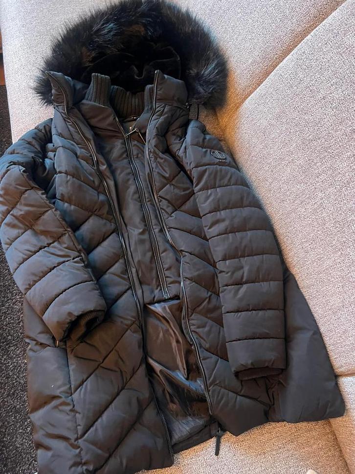 DKNY jas, Kleding | Dames, Jassen | Winter, Zo goed als nieuw, Maat 38/40 (M), Zwart, Ophalen of Verzenden