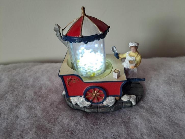 Miniatuur kerstdorp spulletjes: Popcorn verkoopkar, Diversen, Kerst, Zo goed als nieuw, Ophalen