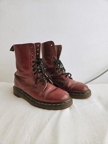 Vintage Dr. Martens rood leer 38 1490 beschikbaar voor biedingen