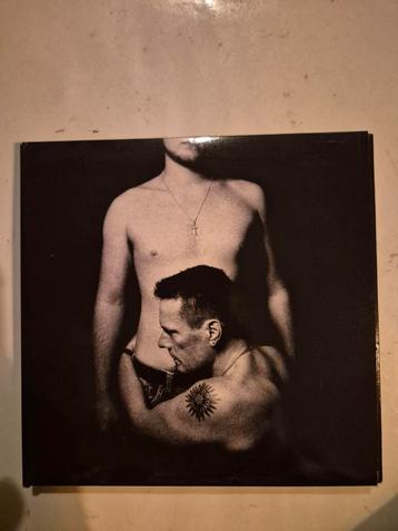 U2 (3) - Songs of innocence. 2cd. 2014 beschikbaar voor biedingen