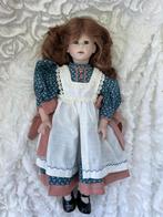 1990 Hildegard Günzel meisje in porselein, ong. 40cm., Hildegard Günzel, Ophalen of Verzenden, Zo goed als nieuw, Pop