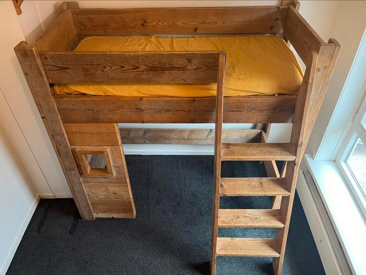 Jorg hoogslaper halfhoogslaper peuter kind steigerhout hout, Kinderen en Baby's, Kinderkamer | Stapelbedden en Hoogslapers, Gebruikt
