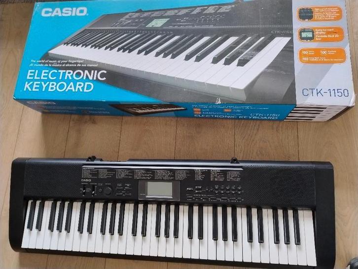 Casio Keyboard CTK-1150, Muziek en Instrumenten, Keyboards, Zo goed als nieuw, 61 toetsen, Casio, Ophalen of Verzenden