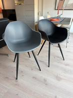 2 kuipstoelen LABEL51, Ophalen, Kunststof, Twee, Zwart