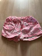 Korte broek Hema maat 134-140 roze batik print, Broek, Gebruikt, Meisje, Ophalen of Verzenden