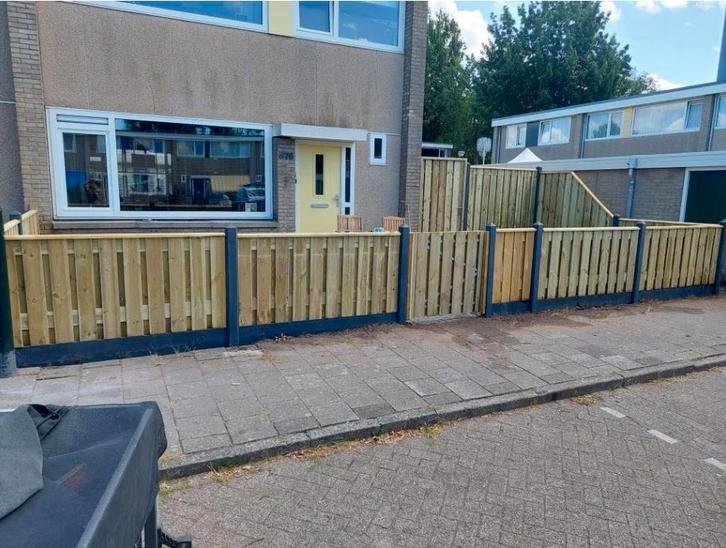 schutting geleverd en geplaatst!, Diensten en Vakmensen, Tuinmannen en Stratenmakers, Bestrating, Hekwerk of Schuttingen, Tuinontwerp