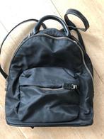 z.g.a.n. zwart rugzakje met lak en nylon., Overige merken, 25 tot 40 cm, Ophalen of Verzenden, Zo goed als nieuw