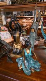 22 bronzen beelden € 1000, Antiek en Kunst, Kunst | Beelden en Houtsnijwerken, Ophalen of Verzenden