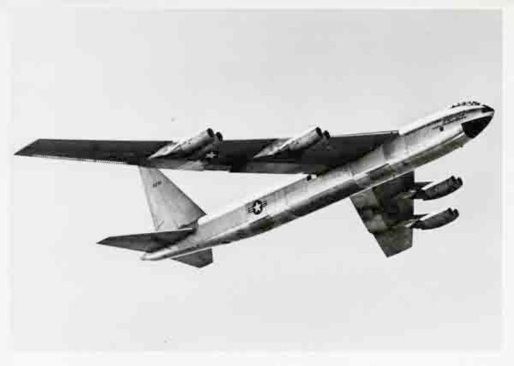 Amerikaanse bommenwerpers., Verzamelen, Luchtvaart en Vliegtuigspotten, Zo goed als nieuw, Kaart, Foto of Prent, Verzenden