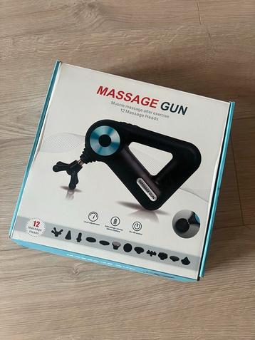 Massage Gun met 12 Opzetstukken beschikbaar voor biedingen