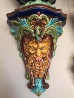 Majolica Wandconsole met Grotesk Masker, Ophalen