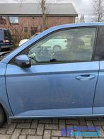 SKODA FABIA 3 BLAUW LQ5X links voor deur 2014-2021, Auto-onderdelen, Ophalen of Verzenden, Gebruikt, Skoda, Deur