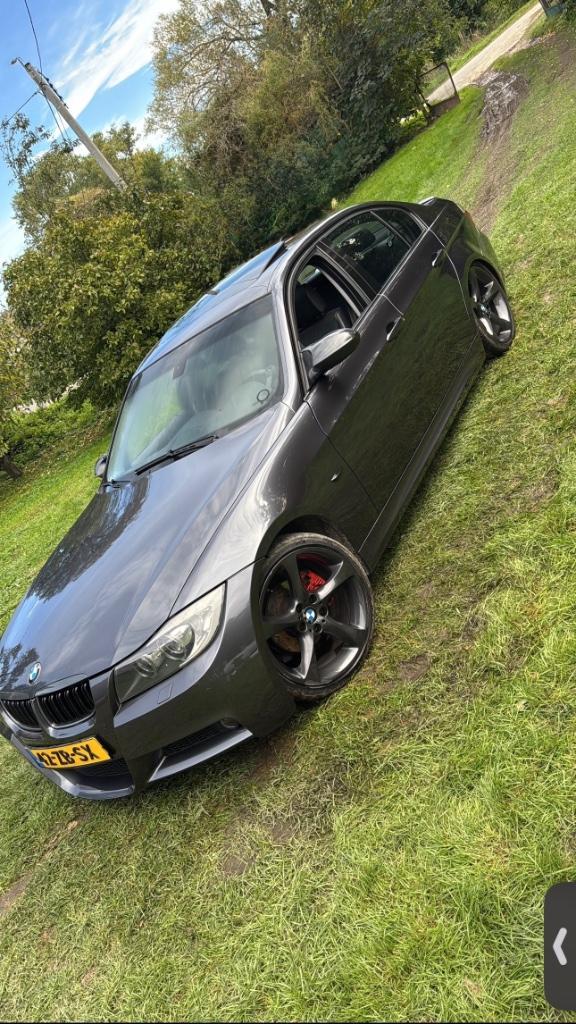 BMW 3-Serie 2.5 I 325 AUT 2005 Grijs, Auto's, BMW, Particulier, 3-Serie, Benzine, D, Sedan, Automaat, Geïmporteerd, Zilver of Grijs