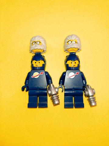 LEGO SPACE DARK BLUE CLASSIC SPACEMAN FIGUREN/POPPETJES beschikbaar voor biedingen