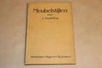 Overzicht Meubelstijlen [ca. 1920] — 145 Afbeeldingen, Ophalen of Verzenden, Gelezen, Fotografen