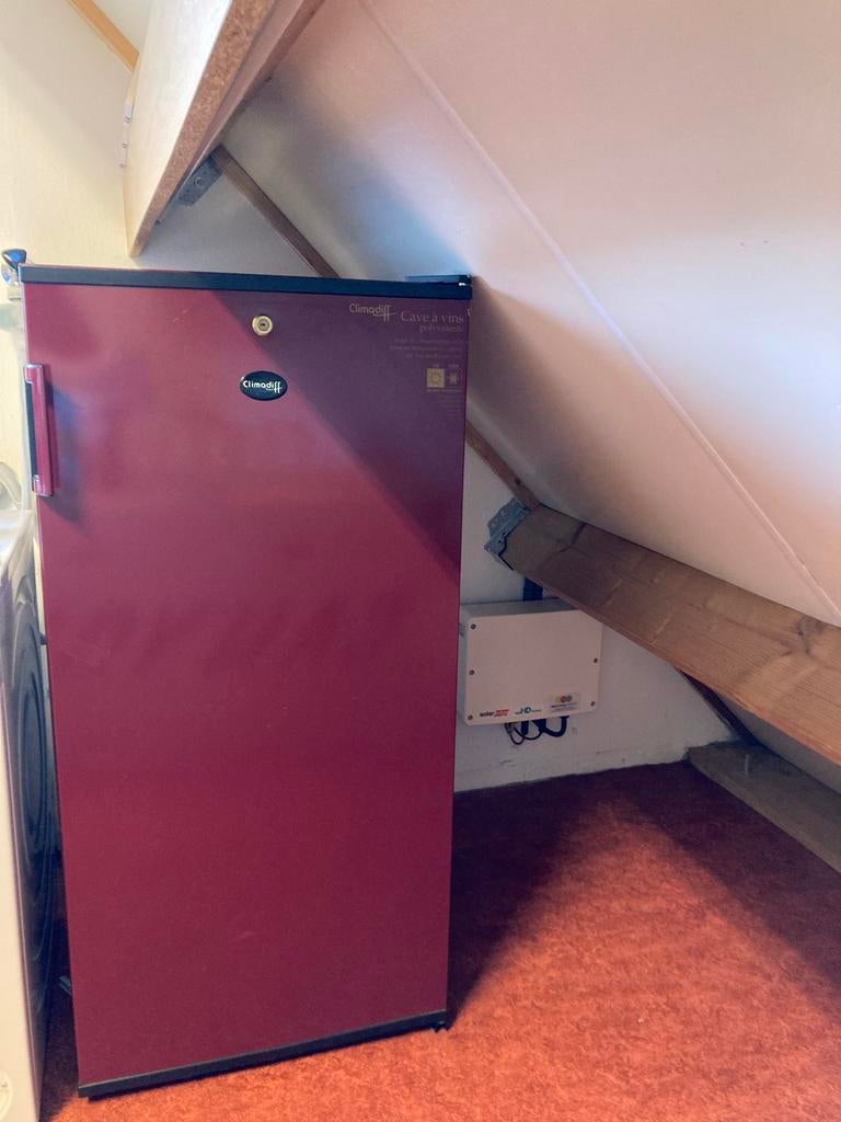 Climadiff Klimaatkast - Wijnkoelkast, Witgoed en Apparatuur, Koelkasten en IJskasten, Ophalen, 150 tot 200 liter, 120 tot 140 cm