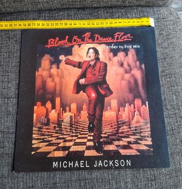Michael Jackson Blood on the Dance Floor cover hard papier beschikbaar voor biedingen