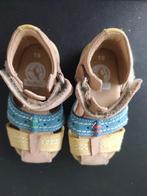Kleurrijke leren sandalen Kickers maat 19, Kinderen en Baby's, Babykleding | Schoentjes en Sokjes, Overige typen, Ophalen of Verzenden