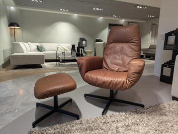 Montel fauteuil met voetenbank (Leer) beschikbaar voor biedingen