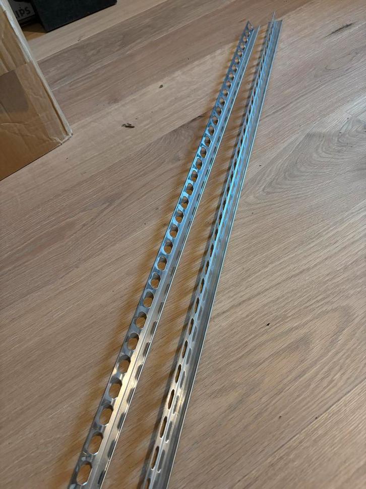 Aluminium Tegelprofiel, Doe-het-zelf en Verbouw, Plinten en Afwerking, Nieuw, Overige typen, Overige materialen, 250 cm of meer