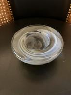 Waxinelichthouder uit de 'Atoll'-serie van Kosta Boda, Huis en Inrichting, Ophalen, Gebruikt, Schaal, Rond