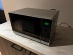 Sharp R-242 800 watt solo magnetron, Witgoed en Apparatuur, Magnetrons, Ophalen, Zo goed als nieuw, Draaiplateau
