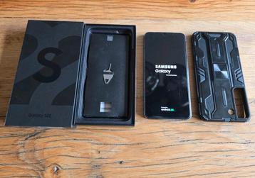 Goede staat: Samsung Galaxy S22 128gb schermsticker, hoesje
 beschikbaar voor biedingen