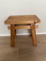 Houten krukje, Huis en Inrichting, Krukjes, Ophalen, Zo goed als nieuw, Hout