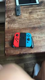 2 joy cons voor nintendo switch en een controller houder, Ophalen of Verzenden, Zo goed als nieuw, Met 2 controllers, Switch Original