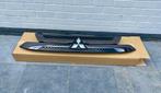 Zwarte siergrill Mitsubishi outlander, Voor, Nieuw, Ophalen of Verzenden, Mitsubishi