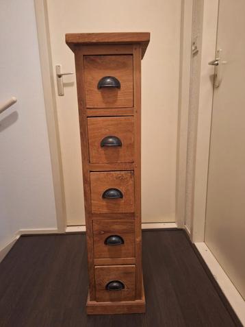 Houten Ladenkastje met 5 Lades beschikbaar voor biedingen