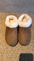 Pantoffels nieuw maat 38, Kleding | Dames, Schoenen, Ophalen of Verzenden, Zo goed als nieuw, Pantoffels of Sloffen
