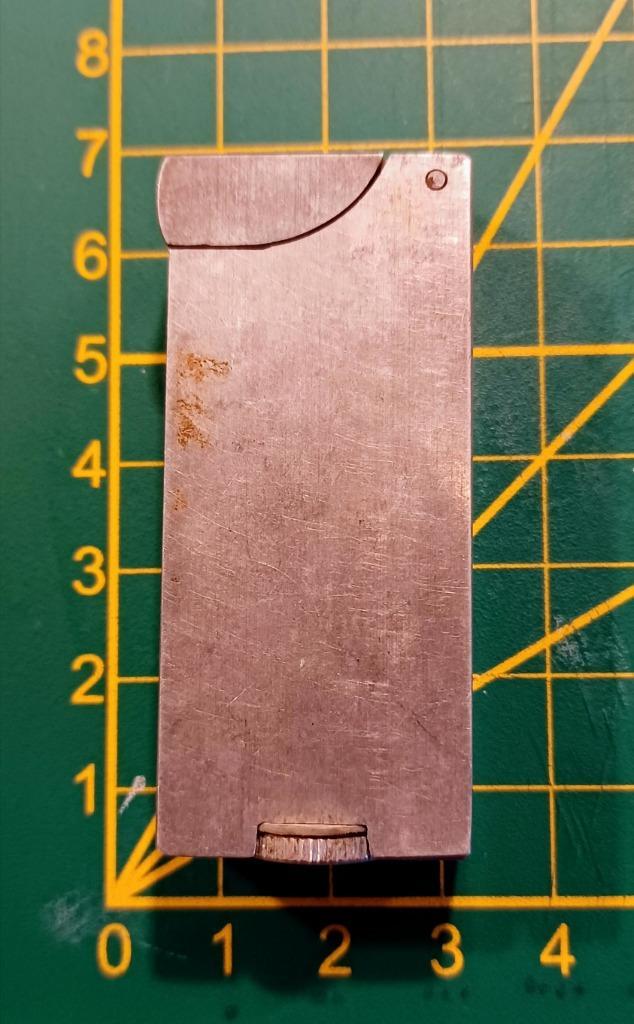 Vintage metalen benzineaansteker, Verzamelen, Rookartikelen, Aanstekers en Luciferdoosjes, Gebruikt, Aansteker, Ophalen of Verzenden