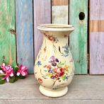 Prachtige vaas met bloemen en gouden randjes, Gebruikt, Overige kleuren, Aardewerk of Porselein, Ophalen of Verzenden