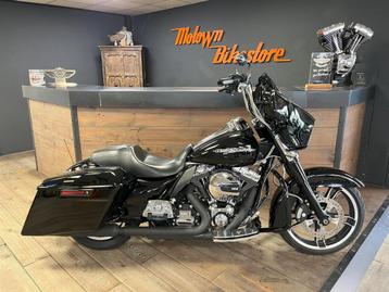 Harley Davidson FLHXS 103Ci Streetglide Special Vivid Black  beschikbaar voor biedingen