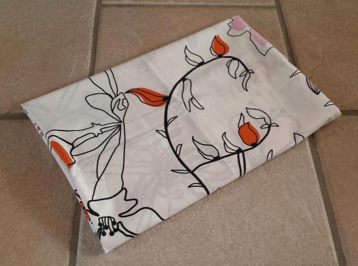 IKEA Stof / Lap Bloemen - S.Edholm/L.Ullenius 2008 - 150 cm, Hobby en Vrije tijd, Stoffen en Lappen, Nieuw, Katoen, 120 cm of meer
