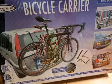 Fietsendrager (2 fietsen) zonder trekhaak beschikbaar voor biedingen