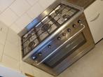 Smeg 5 pits gasfornuis., Witgoed en Apparatuur, Fornuizen, 60 cm of meer, Ophalen of Verzenden, Zo goed als nieuw, Energieklasse A of zuiniger