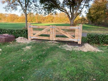 Poort Boerenlandhek oprit tuinhek erfscheiding houten hek beschikbaar voor biedingen