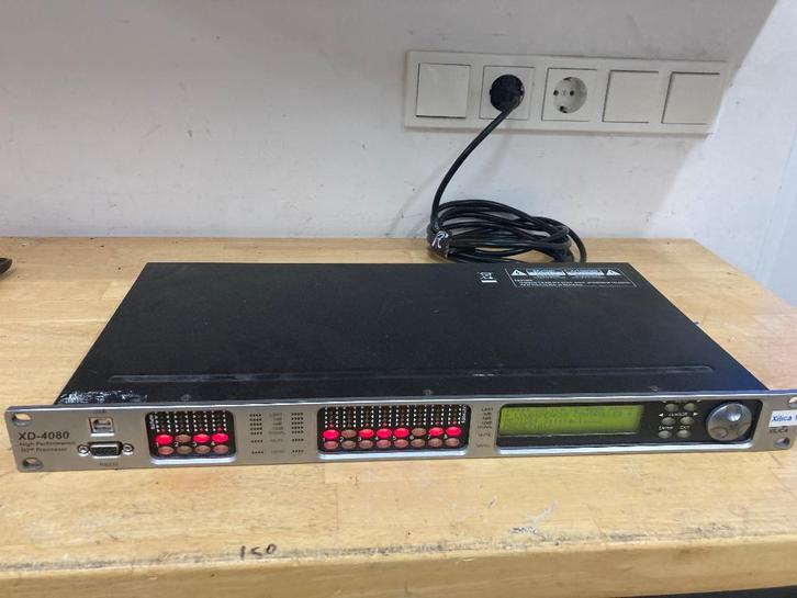 Xilica XD-4080, AES audio processor, Muziek en Instrumenten, Mengpanelen, Gebruikt, Minder dan 5 kanalen, Ophalen of Verzenden